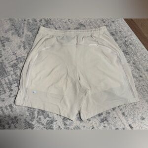 Lululemon Pace Breaker 7” Linerless L